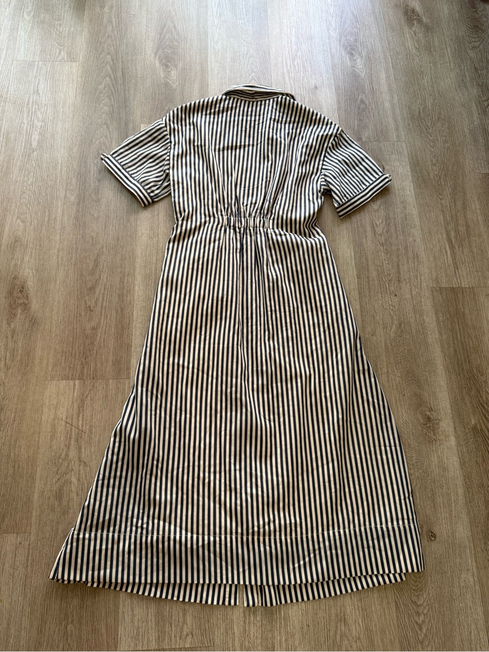 greylin vanisa navy blue cream stripe button front midi shirt dress small NEW - Picture 7 of 9